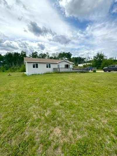 175 Poplar Dr, House detached with 3 bedrooms, 2 bathrooms and null parking in Conklin AB | Image 2