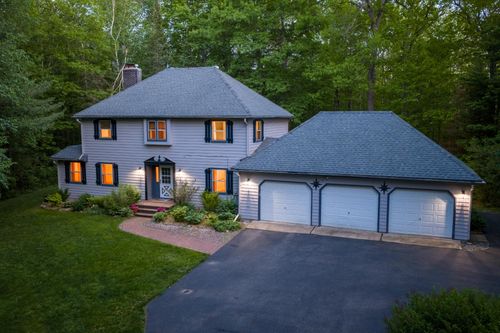 7211 Woodcrest Cir, Rhinelander, WI, 54501-9458 | Card Image