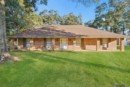 15743 Chivre Ave, Greenwell Springs, LA, 70739-3851 | Card Image