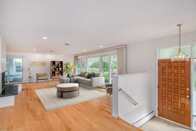 7 Maplecrest Dr, House other with 4 bedrooms, 5 bathrooms and 6 parking in Danbury CT | Image 4