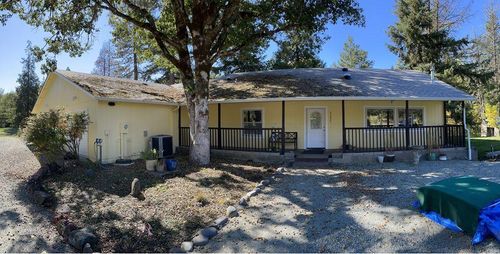 33821 Tiller Trail Hwy, Tiller, OR, 97484-9729 | Card Image