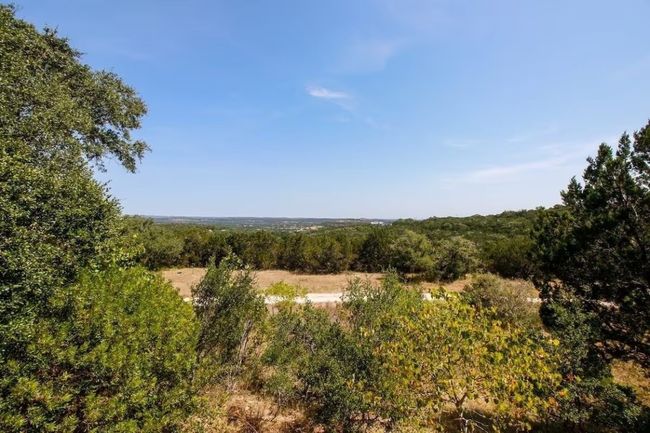 7445 Mcgregor Ln, House other with 3 bedrooms, 3 bathrooms and 3 parking in Dripping Springs TX | Image 25