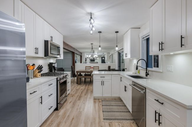 4553 196a St, House other with 4 bedrooms, 3 bathrooms and 8 parking in Langley BC | Image 11