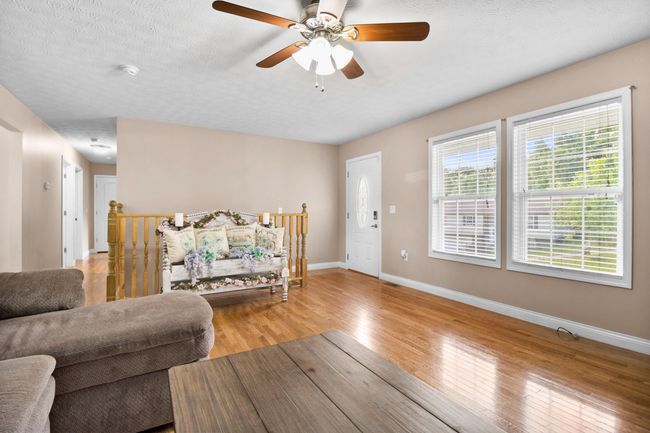 15 April Ln, House other with 5 bedrooms, 2 bathrooms and null parking in Corbin KY | Image 39
