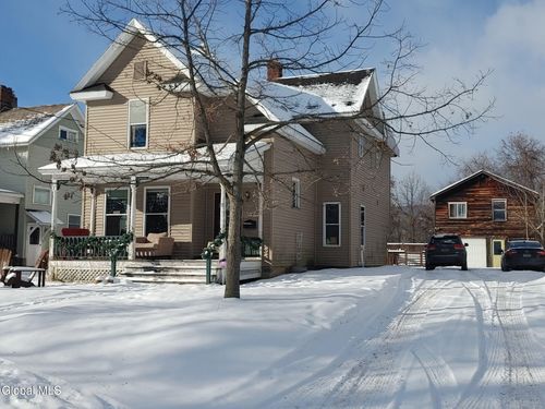 8 Stanton St, Ticonderoga, NY, 12883-1401 | Card Image