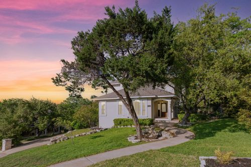 10802 Love Bird Cv, Austin, TX, 78730-3521 | Card Image