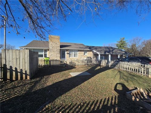 1104 N Scott Ave, Belton, MO, 64012-1441 | Card Image