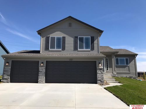 16913 Newport Ave, Omaha, NE, 68116-4092 | Card Image