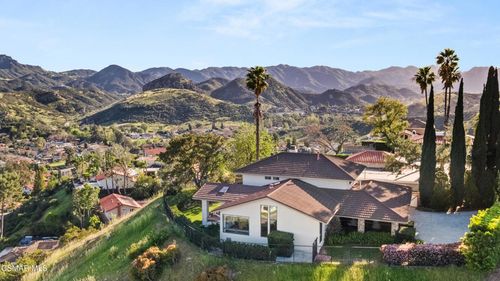 1642 Castlehill Ct, Westlake Village, CA, 91361-1633 | Card Image