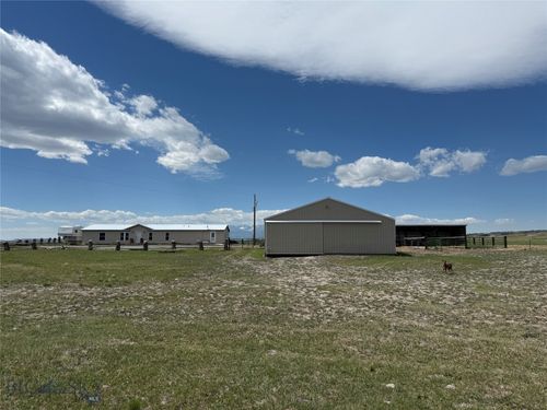 27 Cox Creek Ln, Big Timber, MT, 59011-7825 | Card Image