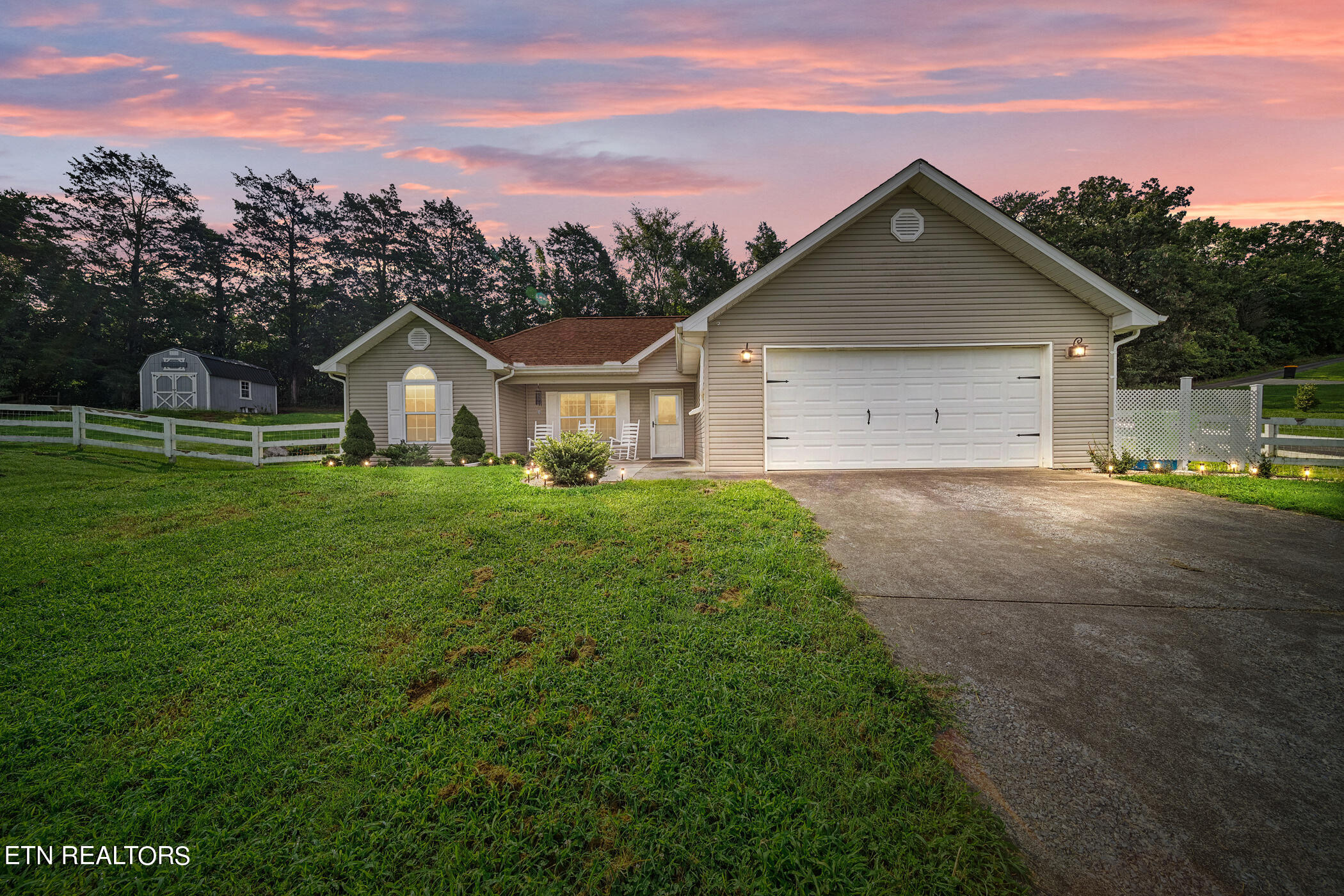 Amburn Meadows Ln, Maryville, TN 37801