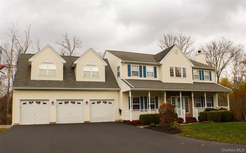 5 Juniper Way, Wappingers Falls, NY, 12590-7500 | Card Image