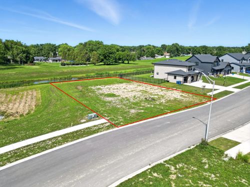 9950 Beacon Pointe Ln, Cedar Lake, IN, 46303-0786 | Card Image