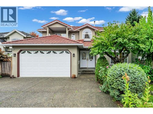 7866 14th Ave, Burnaby, BC, V3N2B2 | Card Image