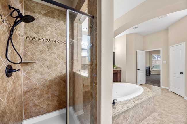 8215 Paddle Rock Ln, House other with 5 bedrooms, 4 bathrooms and 3 parking in Rosenberg TX | Image 23