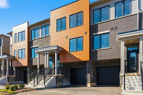 9B Bingham Rd, Hamilton, ON, L8H0B5 | Card Image