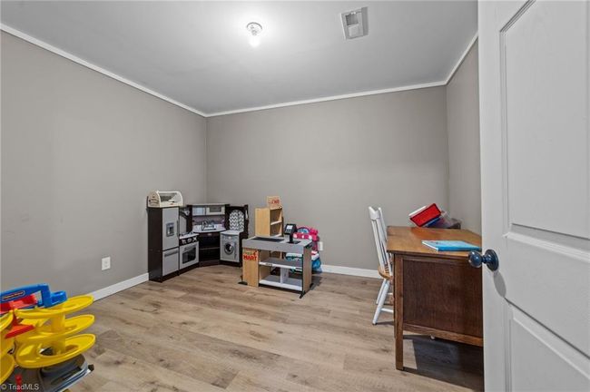 202 Roby Fulk Rd, House other with 3 bedrooms, 3 bathrooms and null parking in Pinnacle NC | Image 33