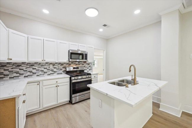 2608 13 Th St, House other with 4 bedrooms, 2 bathrooms and null parking in Port Arthur TX | Image 8