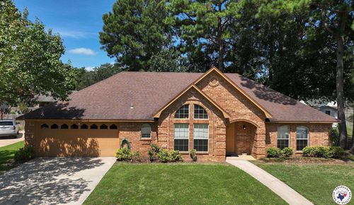 409 Phillips Cir, Wake Village, TX, 75501-5895 | Card Image