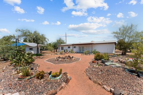 3329 E Greenway Ln, Phoenix, AZ, 85032-4522 | Card Image