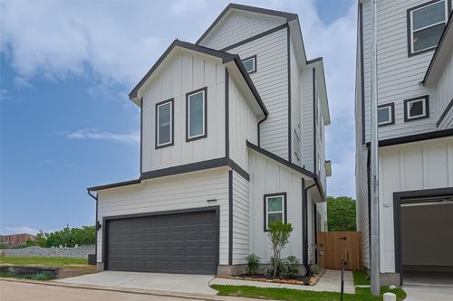 8925 Grovner Pl, Houston, TX, 77055-2088 | Card Image