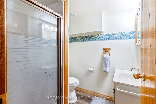 1092 Briscoe Dr, House other with 3 bedrooms, 2 bathrooms and 6 parking in Algonquin Highlands ON | Image 14