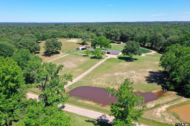 3662 An County Road 359, Home with 3 bedrooms, 3 bathrooms and null parking in Palestine TX | Image 34