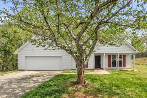4002 Sourgum Ct, Greensboro, NC, 27410-8483 | Card Image