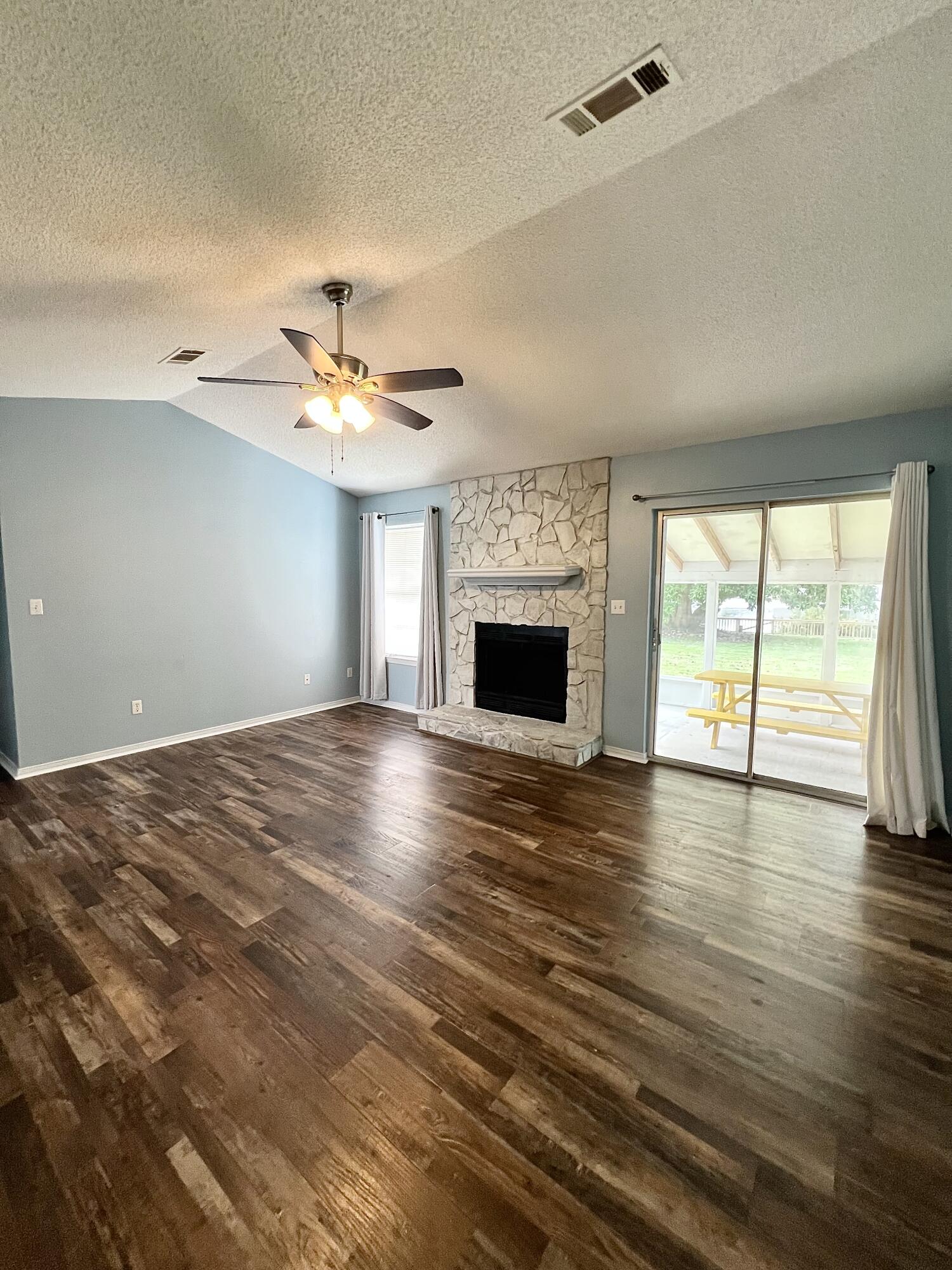 Whispering Pines Blvd, Navarre, FL 32566