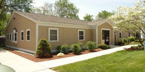 602b-602B Riverway Place, Bedford, NH, 03110 | Card Image