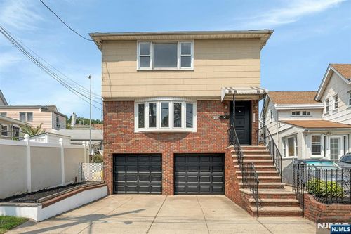 502 Cross St, Harrison, NJ, 07029-1267 | Card Image