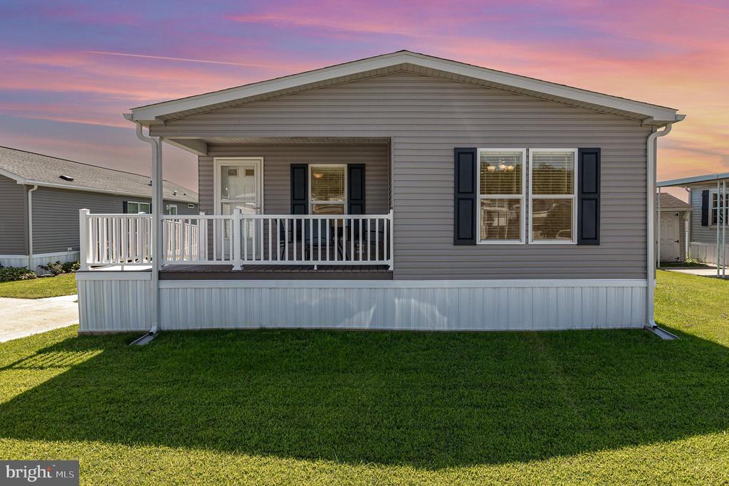 Dogwood St, New Providence, PA 17560