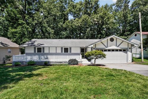 245 Lakeview Dr, Crossville, TN, 38558-7049 | Card Image