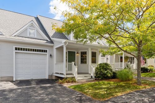 unit-204-10 Charnstaff Ln, Billerica, MA, 01821-6717 | Card Image