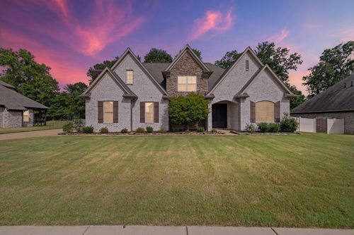 142 Eureka Trl, Atoka, TN, 38004-1000 | Card Image