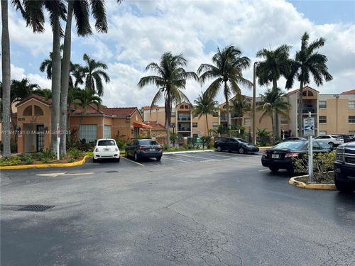 apt-212-6280 Nw 186th St, Hialeah, FL, 33015-6063 | Card Image