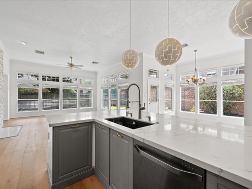 1523 Orchard Park Dr, Houston, TX, 77077-1570 | Card Image
