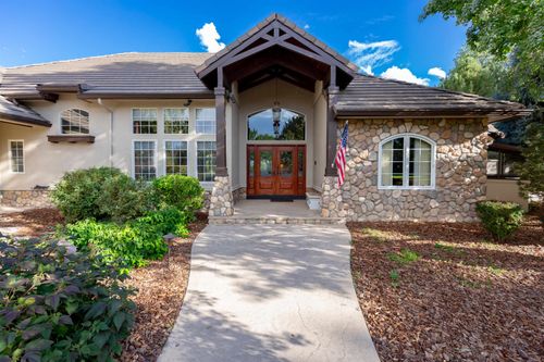 868 Quail Run Dr, Grand Junction, CO, 81505-8608 | Card Image