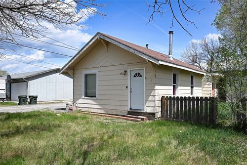 232 N 8th (Allen) Street, Columbus, MT, 59019 | Card Image