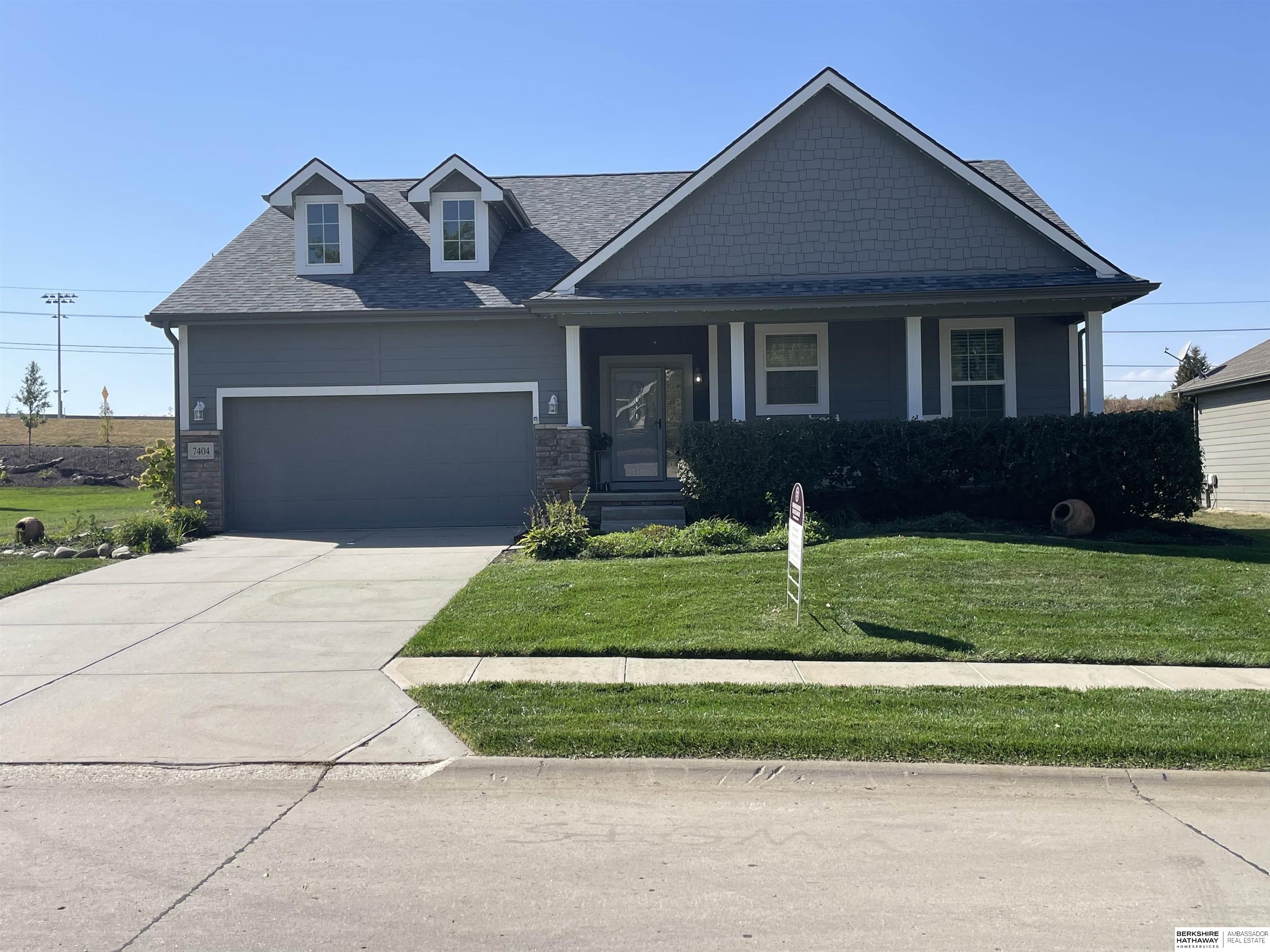 155th Ter, Bennington, NE 68007