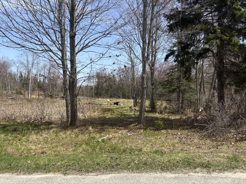 6890 Fern Avenue, Long Island, ME, 04050 | Card Image