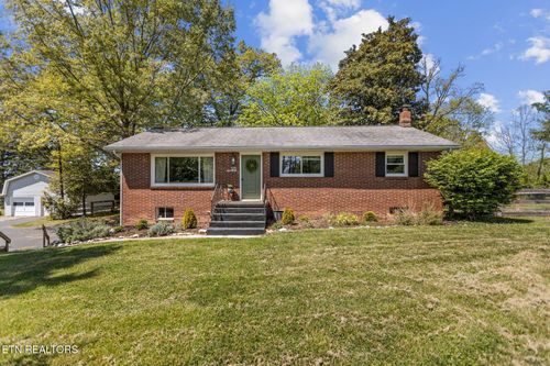 3213 Shady Oak Ln, Knoxville, TN, 37931-3340 | Card Image
