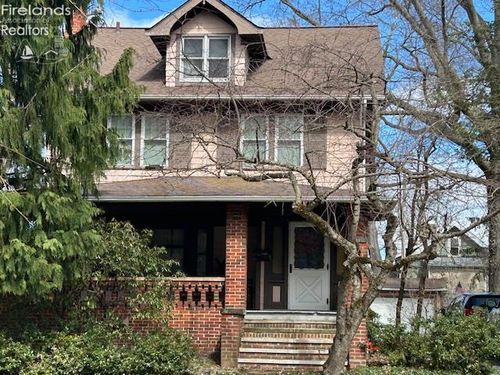 3115 Essex Rd, Cleveland Heights, OH, 44118-3537 | Card Image