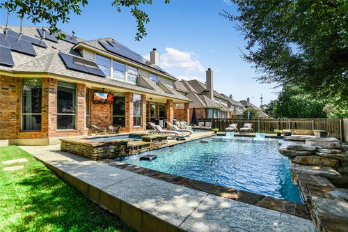 813 Folsom Cv, Round Rock, TX, 78681-2420 | Card Image