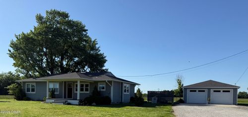1460 14000 Road, Altamont, KS, 67330 | Card Image