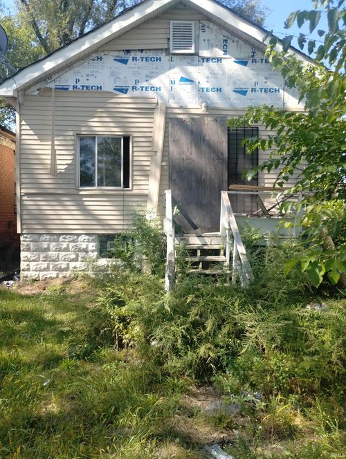 3518 Massachusetts St, Gary, IN, 46409-1323 | Card Image