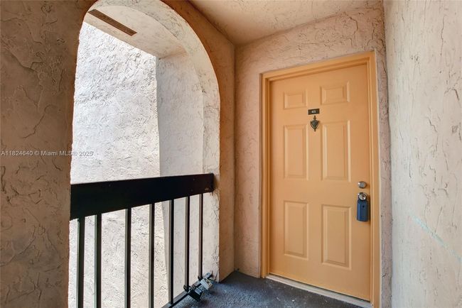APT-401 - 1750 N Congress Ave, Condo with 2 bedrooms, 2 bathrooms and null parking in West Palm Beach FL | Image 8