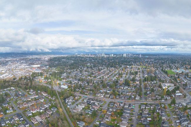 11961 97 A Ave, House other with 5 bedrooms, 3 bathrooms and 6 parking in Surrey BC | Image 21