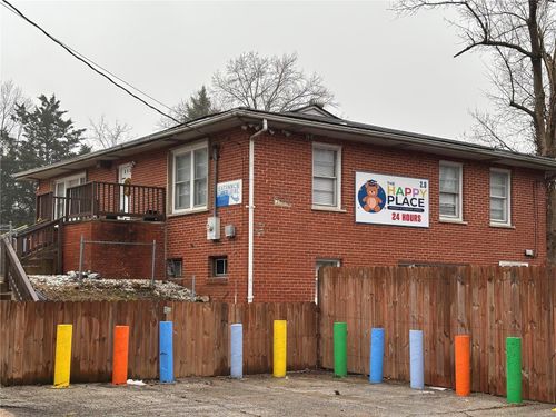 2359 Chambers Rd, Saint Louis, MO, 63136-5548 | Card Image