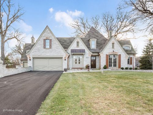 29W221 Oak Knoll Road, West Chicago, IL, 60185 | Card Image